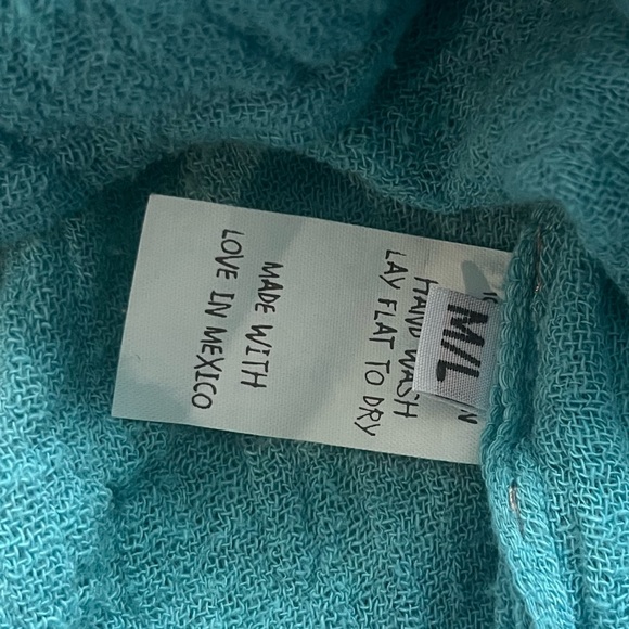 Jen’s Pirate Booty gauzy tie-back top - Picture 10 of 11